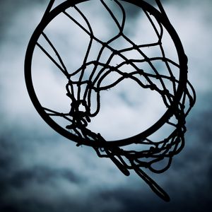 Превью обои баскетбольное кольцо, сетка, баскетбол, спорт, небо, темный