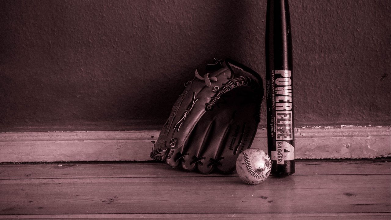 Обои бейсбол, бита, перчатка, инвентарь, спорт