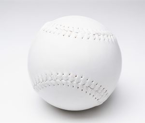Превью обои бейсбол, мяч, белый фон