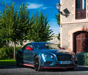 Превью обои bentley continental, bentley, автомобиль, синий, стоянка