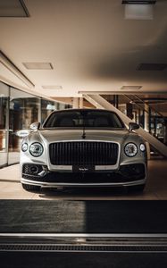 Превью обои bentley flying spur, bentley, автомобиль, серый, вид спереди