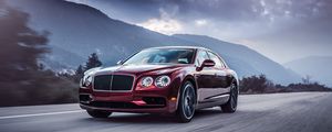 Превью обои bentley, flying spur, движение