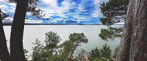 Превью обои берег, деревья, озеро, облака