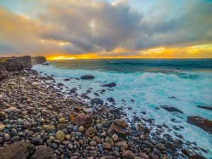 Превью обои берег, камни, море, пена