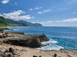 Превью обои берег, море, холмы, пейзаж, природа