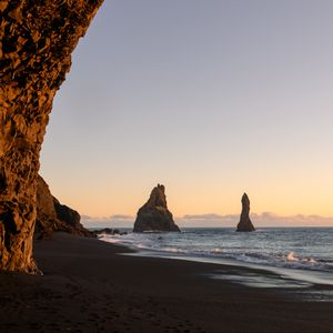 Превью обои берег, море, скалы, пейзаж, природа