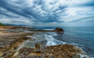 Превью обои берег, море, вода, волны, пейзаж