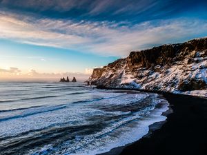 Превью обои берег, море, волны, скалы, снег