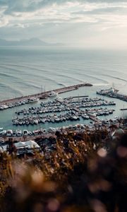 Превью обои берег, пристань, лодки, море
