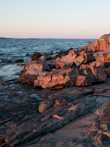 Превью обои берег, скалы, камни, океан, вода, природа