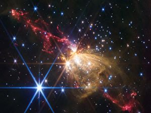 Превью обои блеск, сияние, туманность, млечный путь, звезды, космос, темный