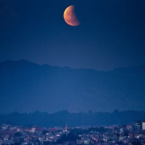 Превью обои blood moon, blood moon 2015, shortest eclipse of the century, national geographic