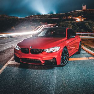 Превью обои bmw 320i, bmw, машина, вид спереди, красный, дорога