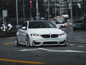 Превью обои bmw 3 series m, bmw, автомобиль, спорткар, вид спереди, дорога