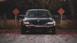 Превью обои bmw 535i, bmw, вид спереди, черный