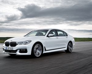 Превью обои bmw, 750li, белый, вид сбоку