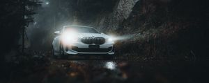 Превью обои bmw, автомобиль, белый, свет, вид спереди