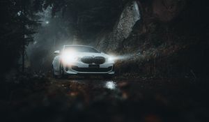 Превью обои bmw, автомобиль, белый, свет, вид спереди