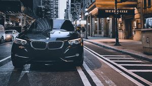 Превью обои bmw, автомобиль, черный, улица, город