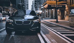 Превью обои bmw, автомобиль, черный, улица, город