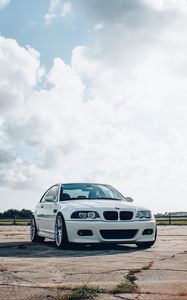 Превью обои bmw, автомобиль, вид спереди, белый