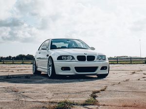 Превью обои bmw, автомобиль, вид спереди, белый