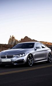 Превью обои bmw, дорога, движение