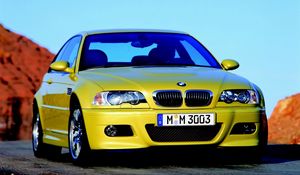 Превью обои bmw e46 m3, авто, желтый, стиль, движение