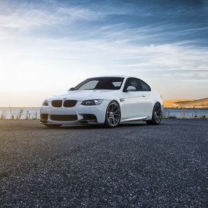 Превью обои bmw, e92, m3, белый, вид сбоку