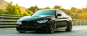 Превью обои bmw f82 m4 coupe, bmw, автомобиль, спорткар, фары