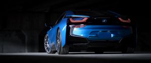 Превью обои bmw i8, bmw, машина, синий, спорткар, суперкар, вид сзади