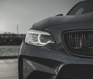 Превью обои bmw m2, bmw, дождь, капли, фара