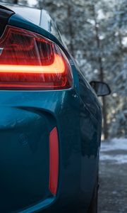 Превью обои bmw m2, bmw, машина, стоп-сигнал, красный, свет
