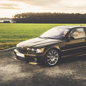 Превью обои bmw, m3, черный, вид сбоку, трава, деревья