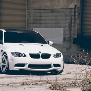 Превью обои bmw, m3, e90, белый, вид спереди