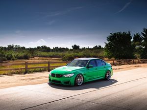 Превью обои bmw, m3, f80, зеленый, вид сбоку