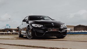 Превью обои bmw m4, bmw, автомобиль, спорткар, черный