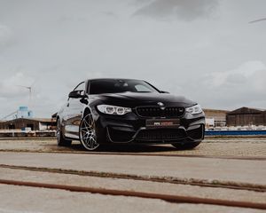 Превью обои bmw m4, bmw, автомобиль, спорткар, черный