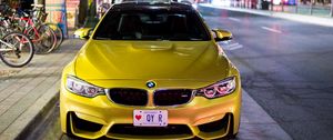 Превью обои bmw m4, bmw, автомобиль, желтый, вид спереди