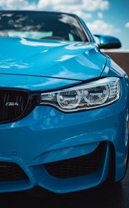 Превью обои bmw m4, bmw, машина, голубой, вид спереди