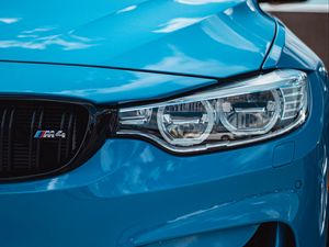 Превью обои bmw m4, bmw, машина, голубой, вид спереди