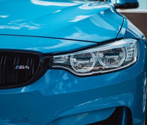 Превью обои bmw m4, bmw, машина, голубой, вид спереди