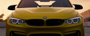 Превью обои bmw m4 gts, bmw m4, bmw, вид спереди, желтый, авто