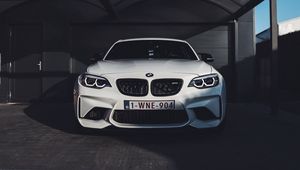 Превью обои bmw m6, bmw, машина, белый, вид спереди