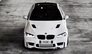 Превью обои bmw, машина, белый, спортивный, вид сверху