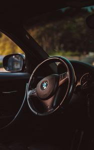 Превью обои bmw, машина, руль, черный