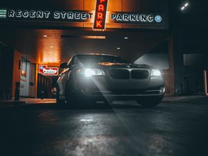 Превью обои bmw, машина, серый, фары, свет, ночь