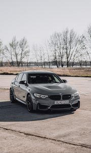 Превью обои bmw, машина, вид спереди, серый