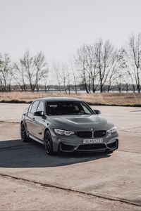 Превью обои bmw, машина, вид спереди, серый