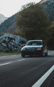 Превью обои bmw, машина, вид спереди, дорога, разметка